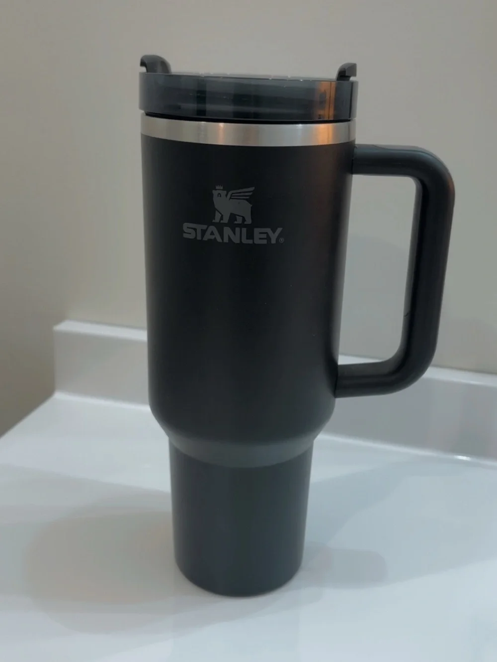 Black Stanley Quencher Tumbler cup 40oz